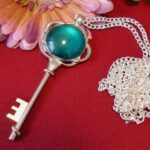 Avainriipus petroolinsininen