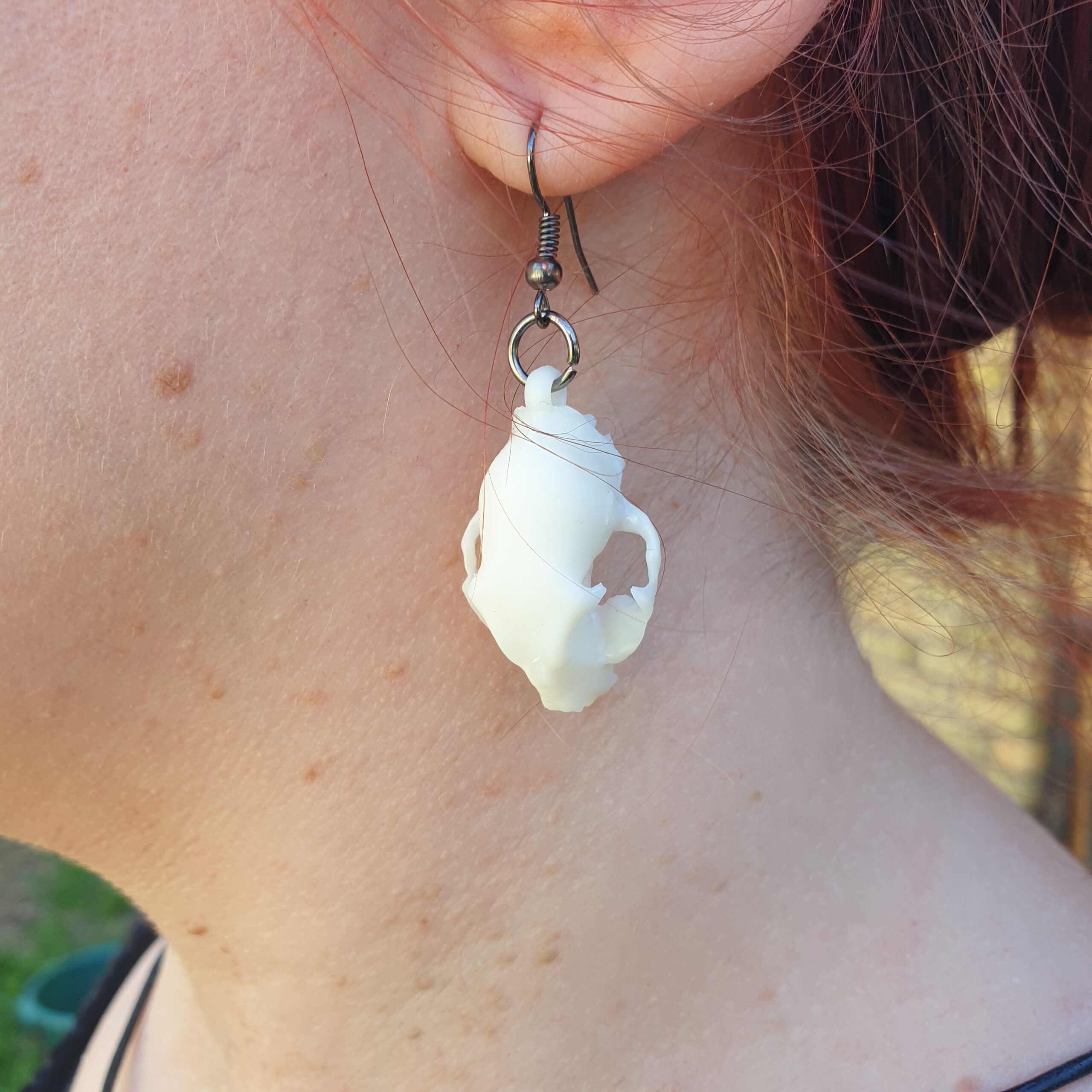 Cat Skull Necklace and Earring-set White - Image 2