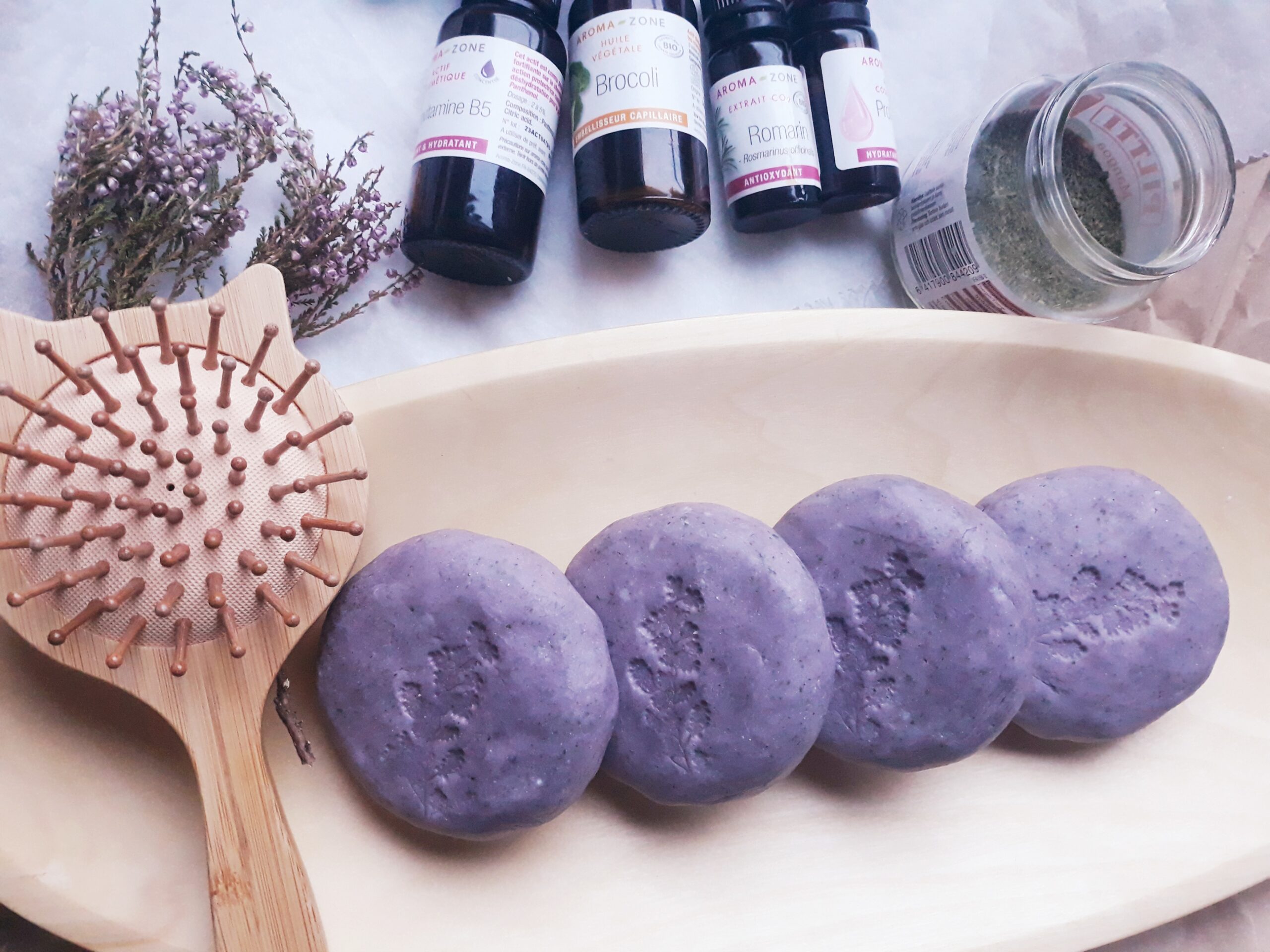 Kiinteä shampoo "Nokkonen ja syreeni" - Image 2