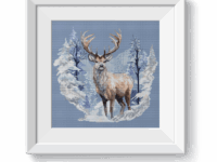 Величественный олень в зимнем лесу