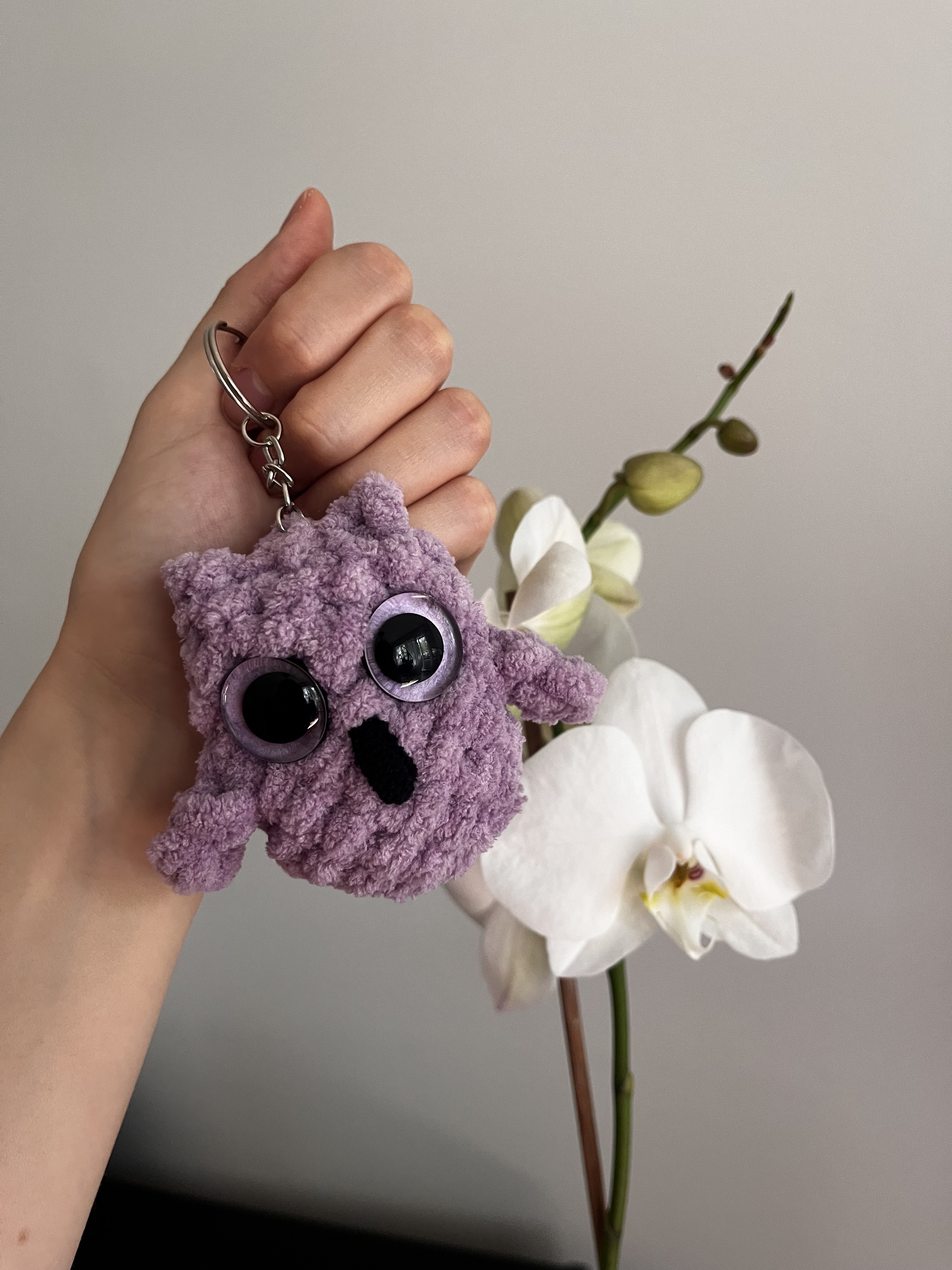 Käsintehty pehmo-pöllöavaimenperä – Liila - Image 2