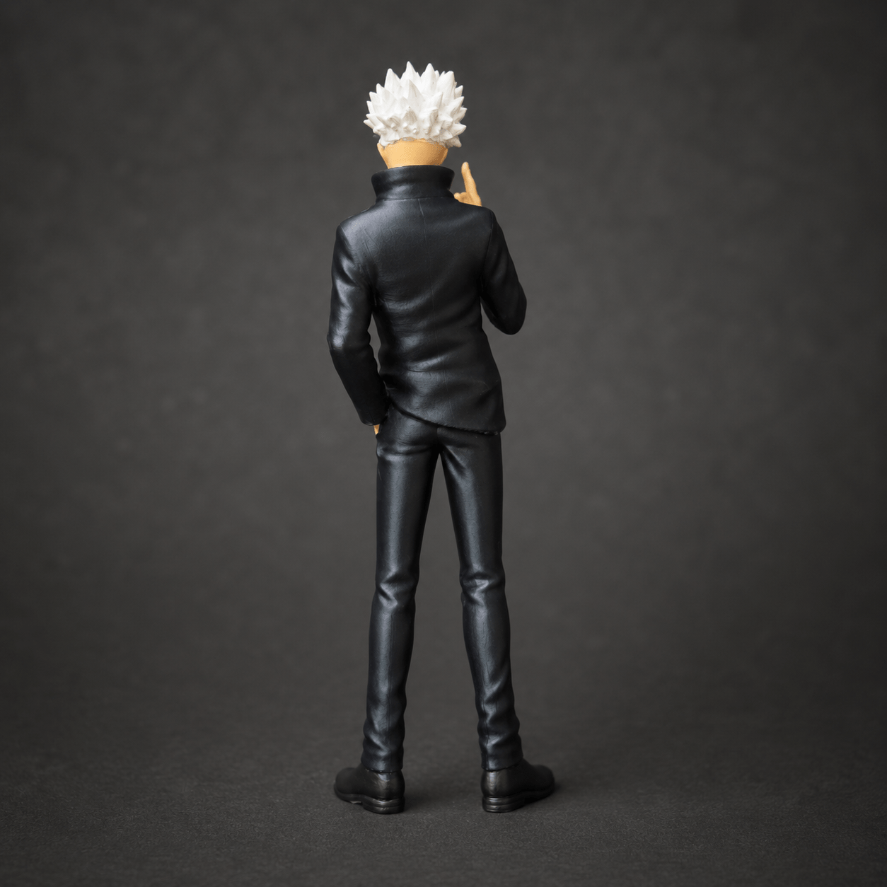 Satoru Gojo Figurine, Jujutsu Kaisen Anime Statue, Right Hand in Pocket - Image 7
