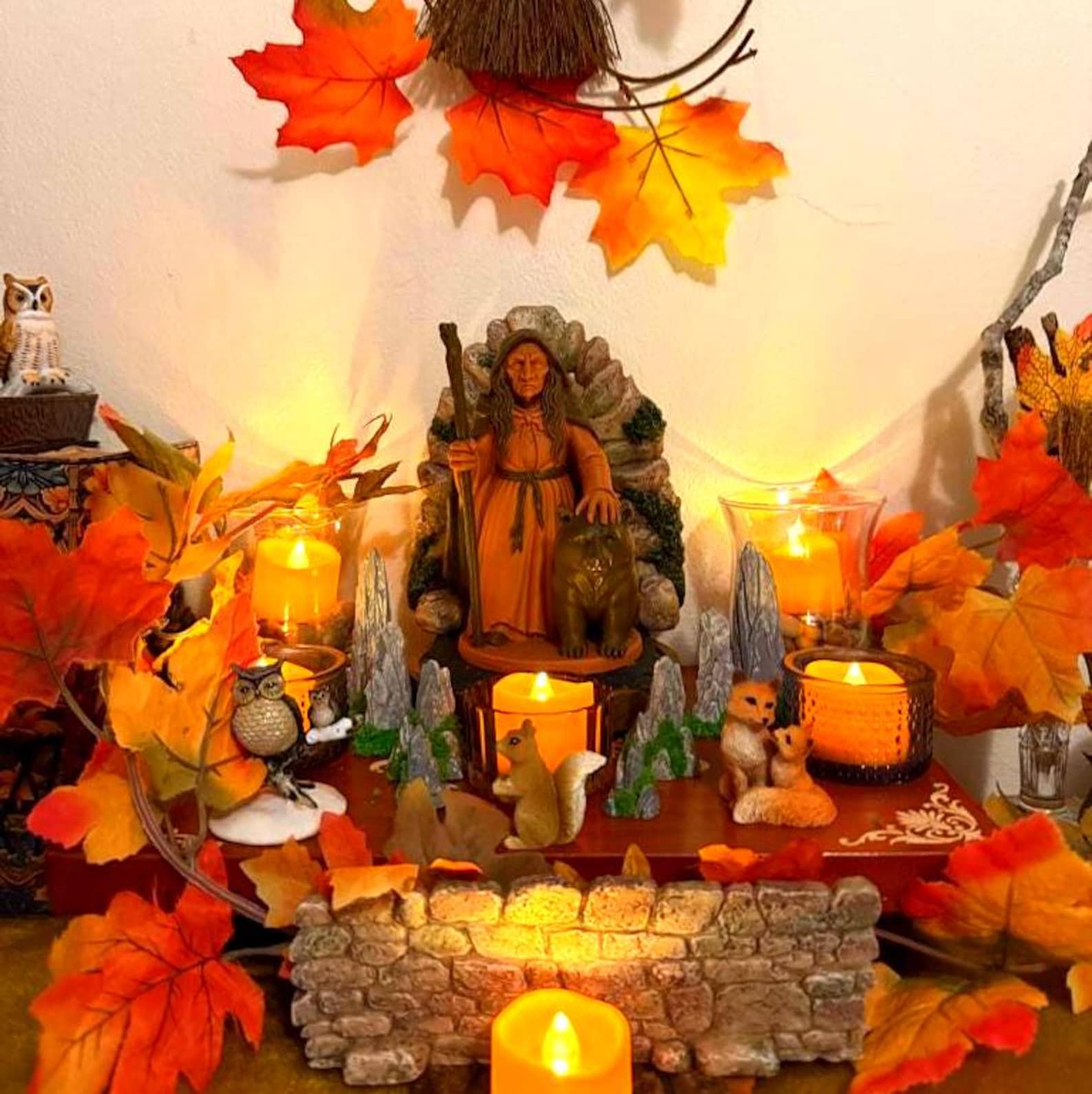 Cailleach Winter Goddess Statue, Celtic Crone Witch with Bear, Gothic Shelf Decor - Image 18